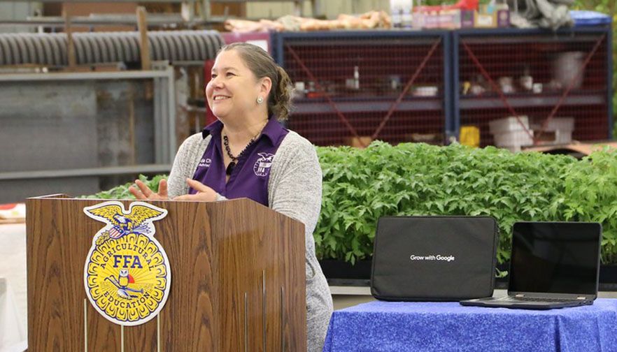 Wellington High School FFA advisor named American Farm Bureau Foundation for Agriculture Fellow